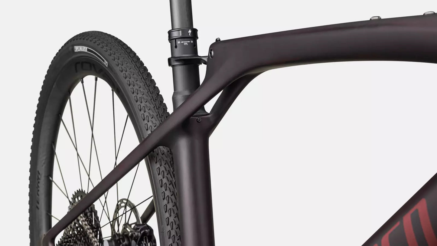 2024 Specialized diverge str pro bike red tint carbon/red sky 54 Bicycle Specialized