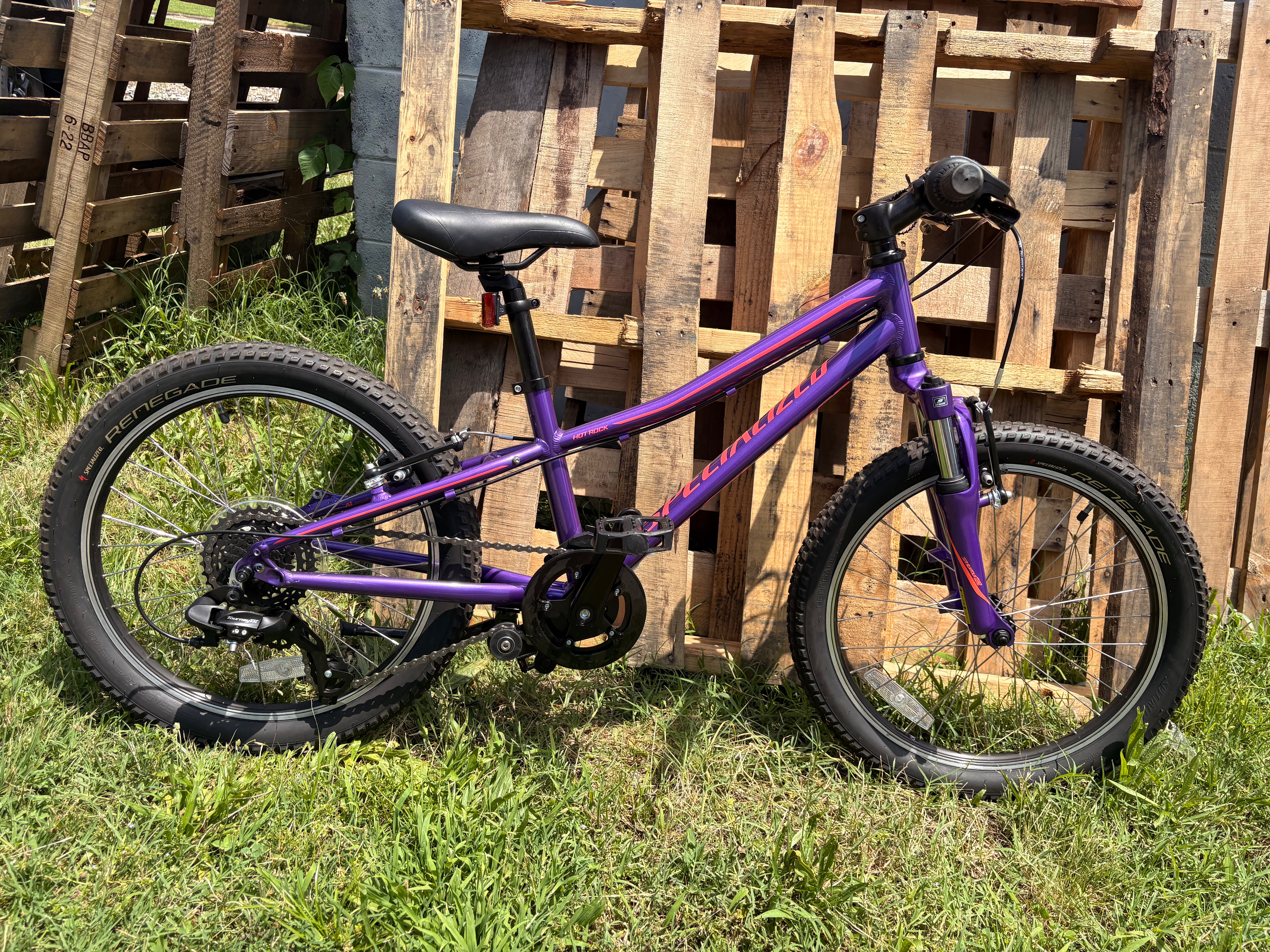 Used Specialized Hotrock 20 7spd Purple 210000004260