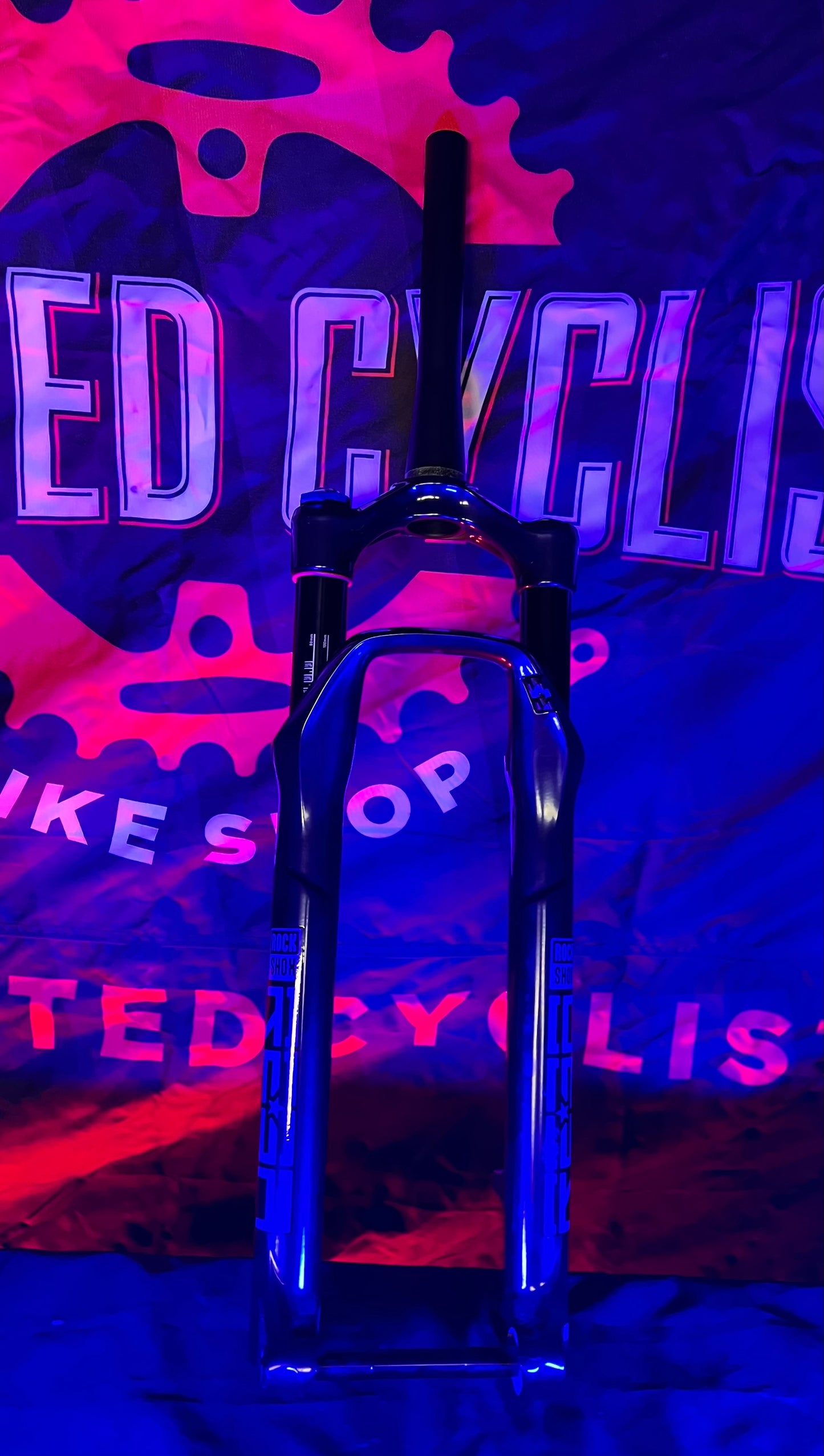 RockShox Reba RL Suspension Fork - 26" 100 mm 15 x 100 mm 40 mm Offset BLK A2