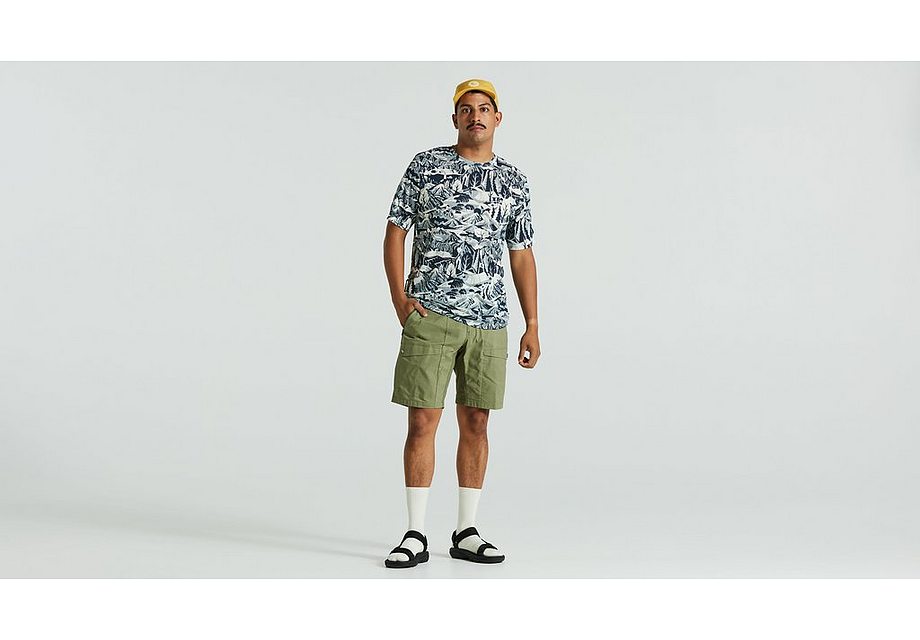 Specialized s/f riders hybrid short men green 30 Shorts and Pants Specialized