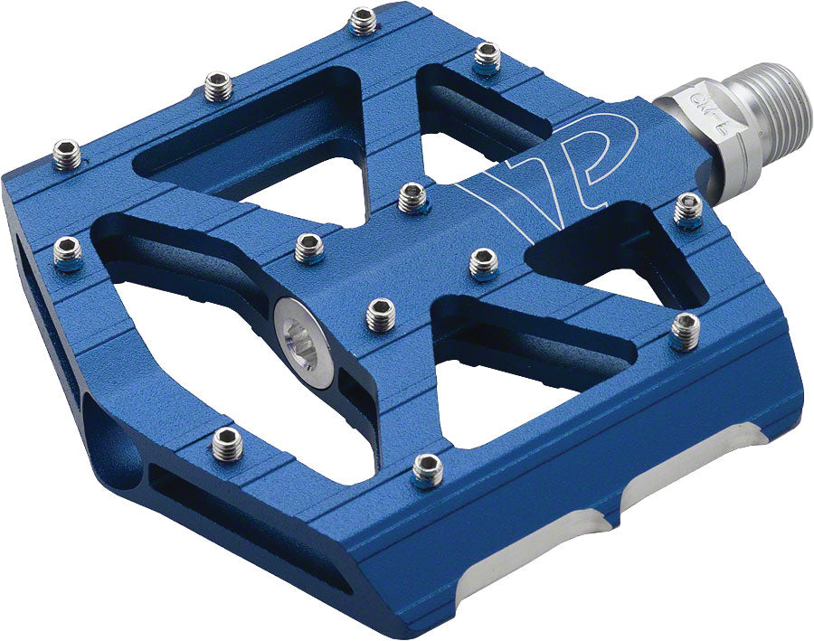 VP Components All Purpose Pedals - Platform Aluminum 9/16" Blue Pedals VP Components