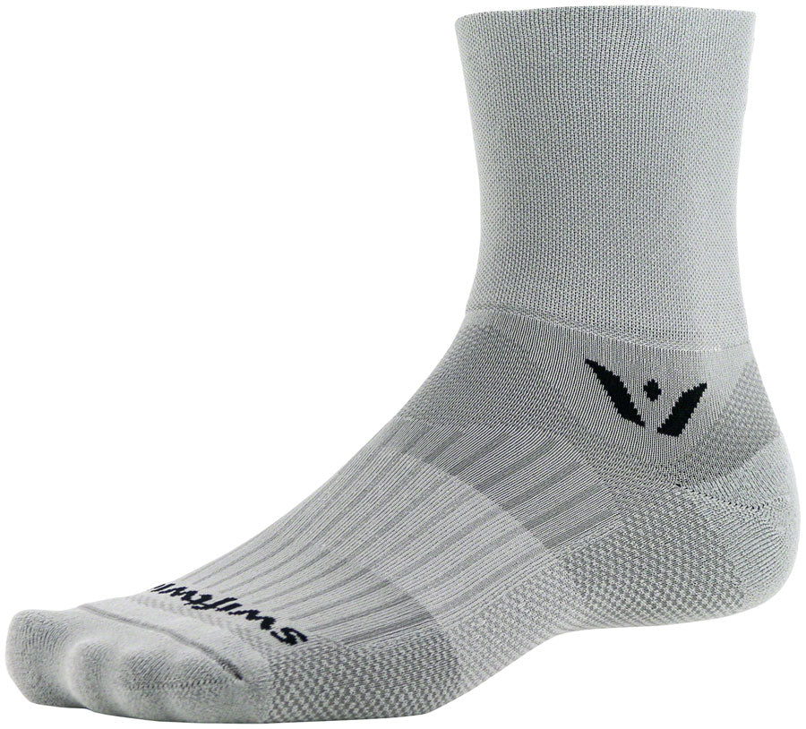 Swiftwick Aspire Four Socks - 4" Pewter Medium Socks Swiftwick