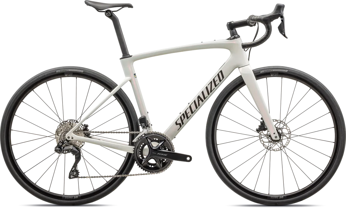 Roubaix SL8 Comp - Shimano 105 - GLOSS RED GHOST PEARL OVER DUNE WHITE/METALLIC OBSIDIAN / 44