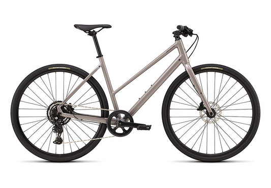 2026 Specialized Sirrus X 2.0 St Bike Gloss Desert Metallic / Bordeaux Metallic Frost Reflective S