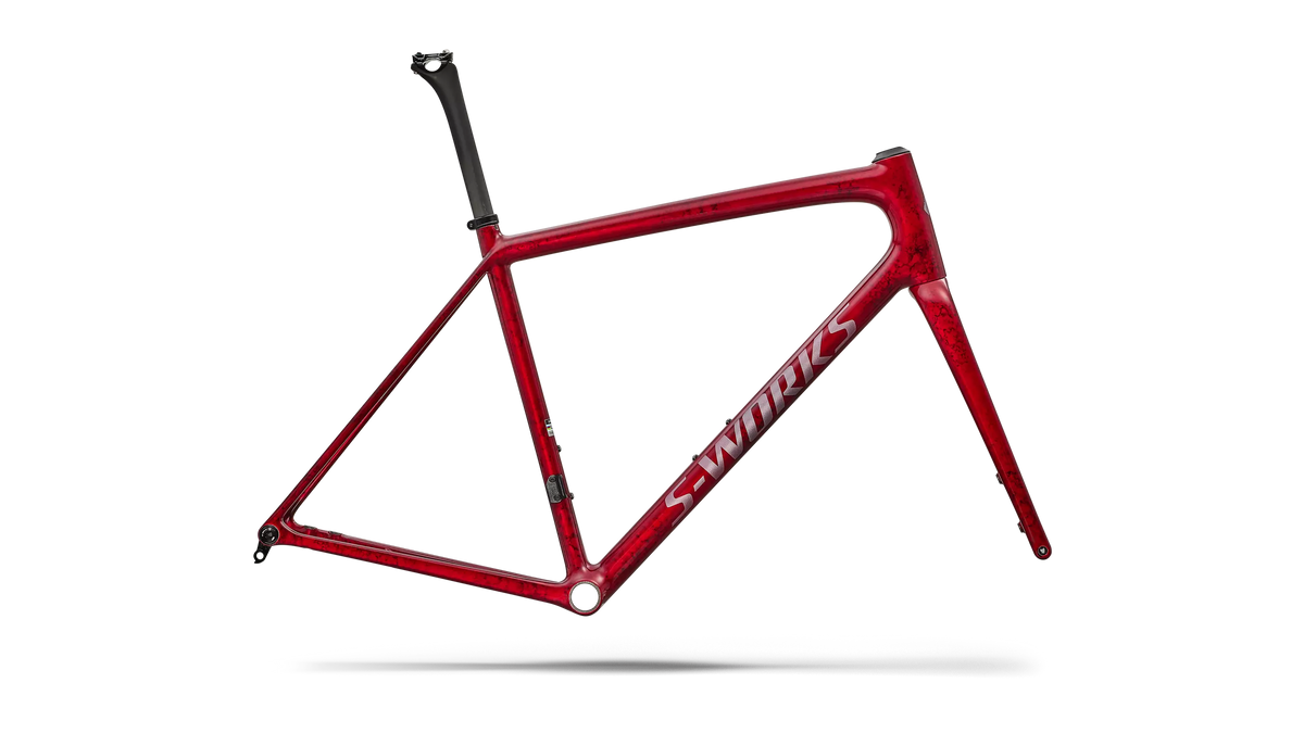 Specialized Aethos S-Works Frmset Sandstone Metallic Base / Red Tint 56 [b2bsync]