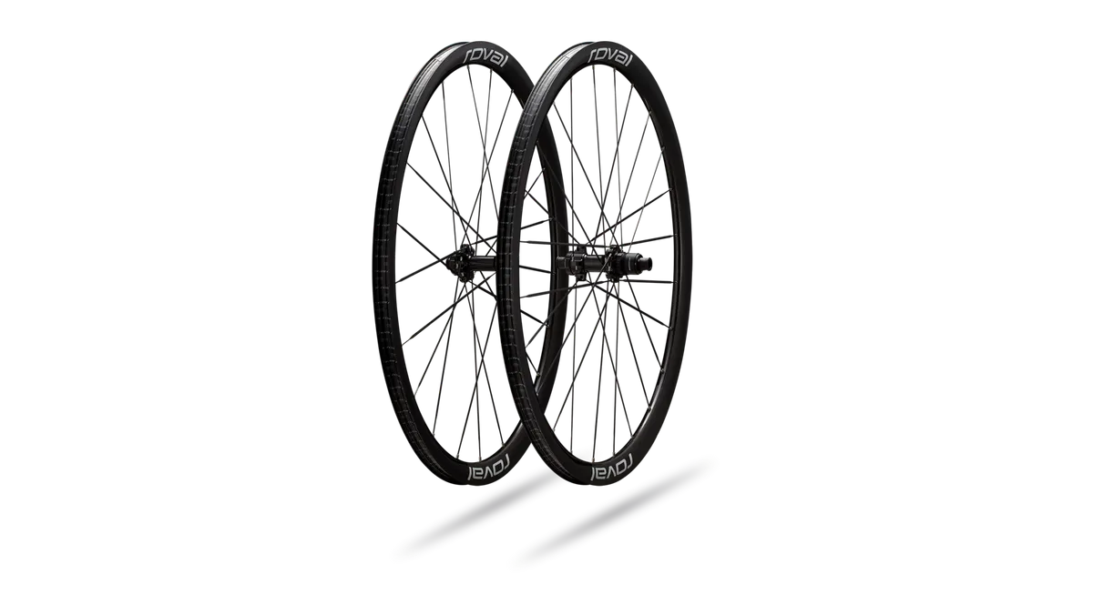 Roval Alpinist CLX III - Gloss Carbon/Gloss White / 700c Front