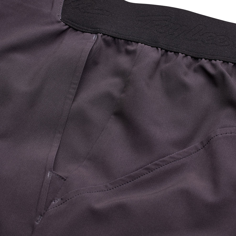 Troy Lee Designs Flowline Superlyte Short – Mono Carbon 32