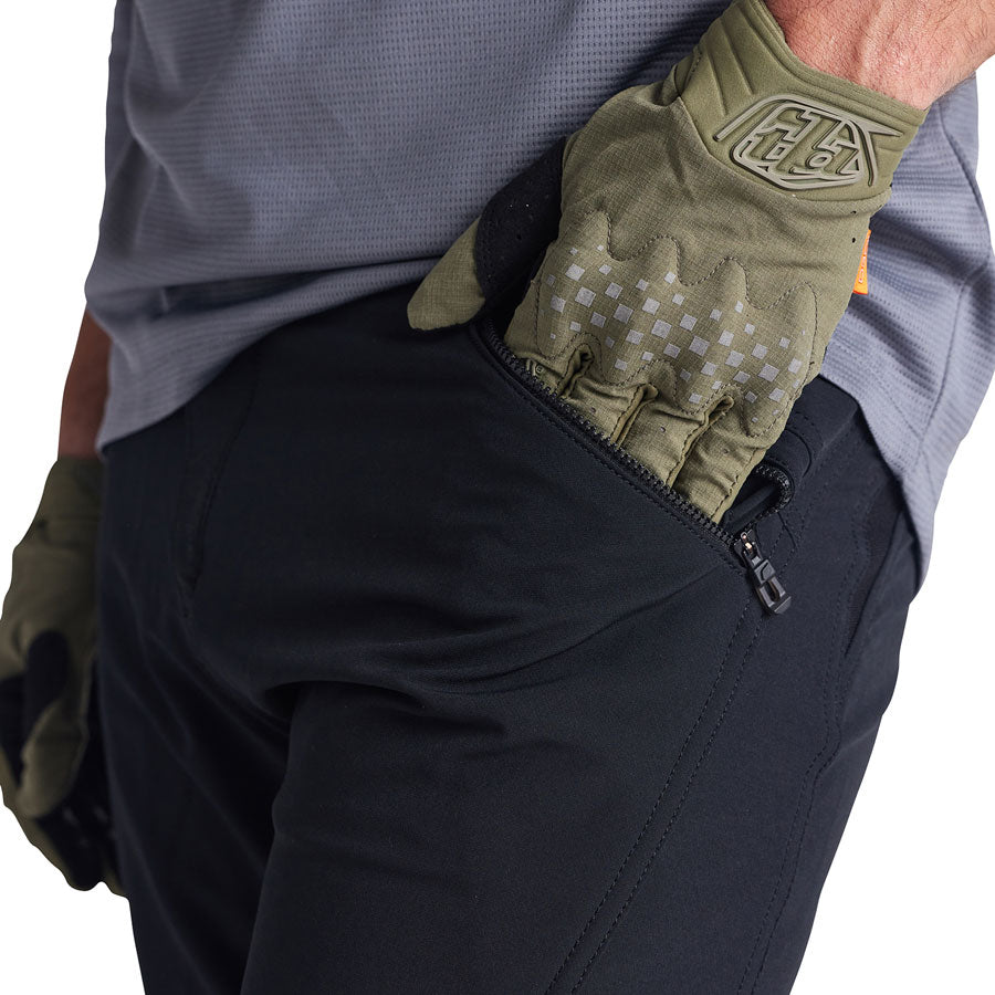 Troy Lee Designs Ruckus Shorts – Black 34