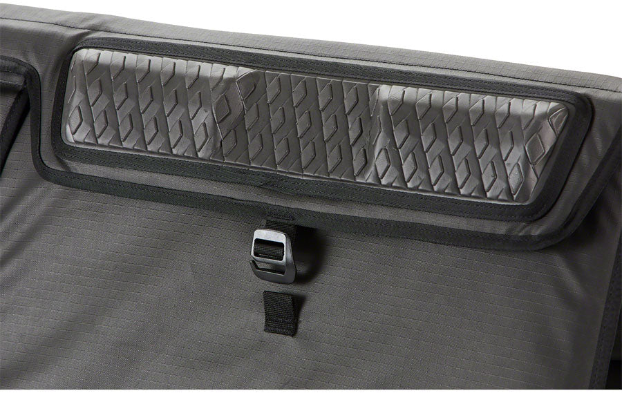 Dakine PickUp Pad - Universal Black Large Tailgate Pad Dakine   