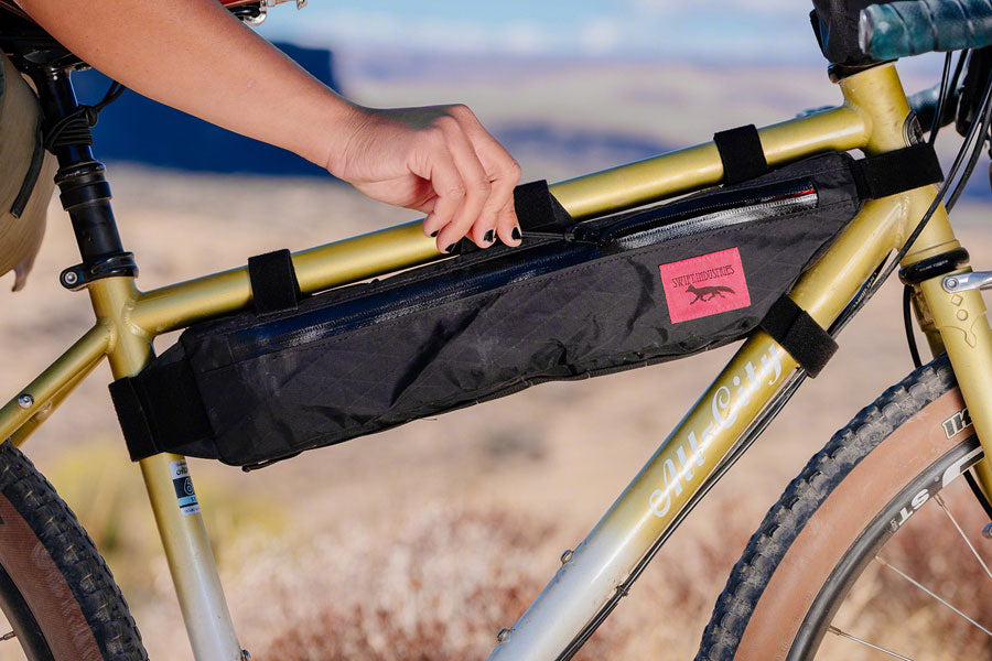 Swift Industries HoldFast Half Frame Bag - 4L Black