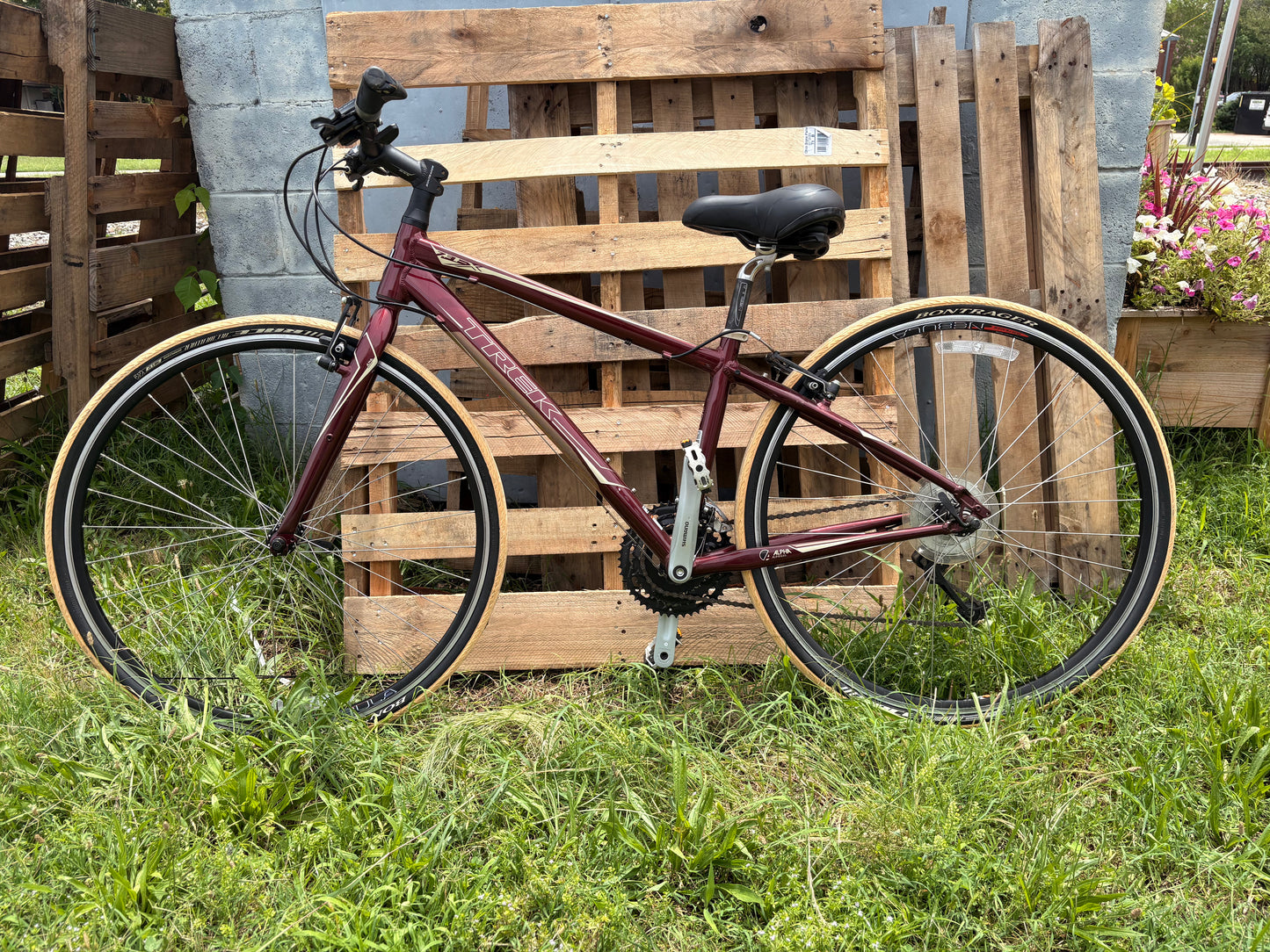 Used Trek 7.3FX Hybrid Small