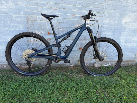 Used: Specialized Stumpjumper Comp Alloy 29" S3