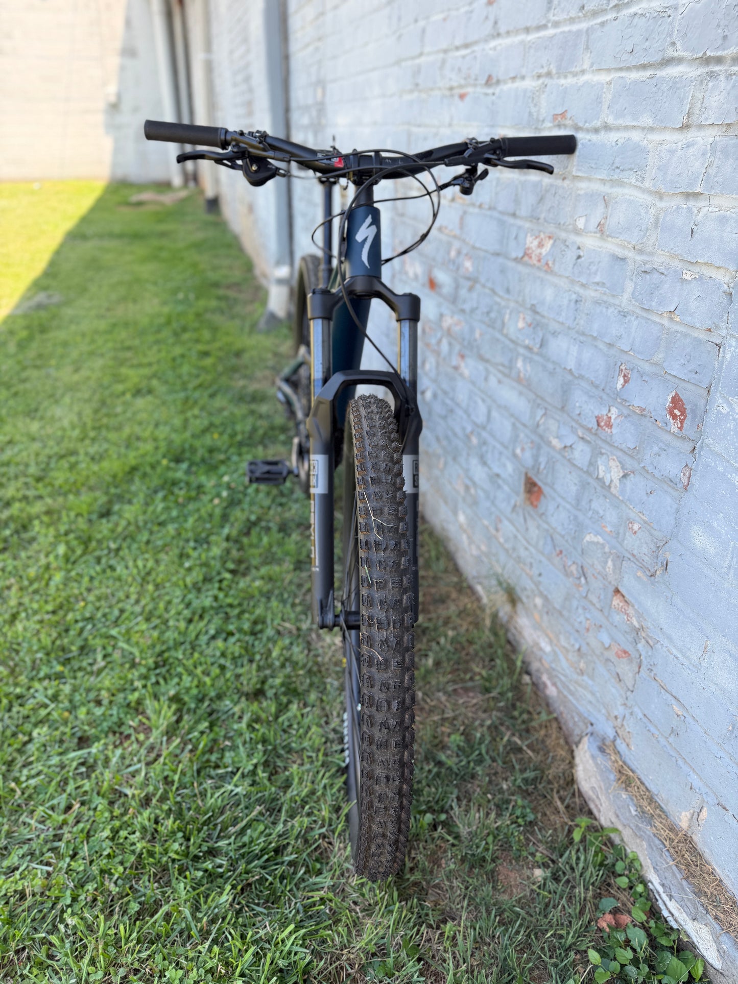 Used: Specialized Stumpjumper Comp Alloy 29" S3