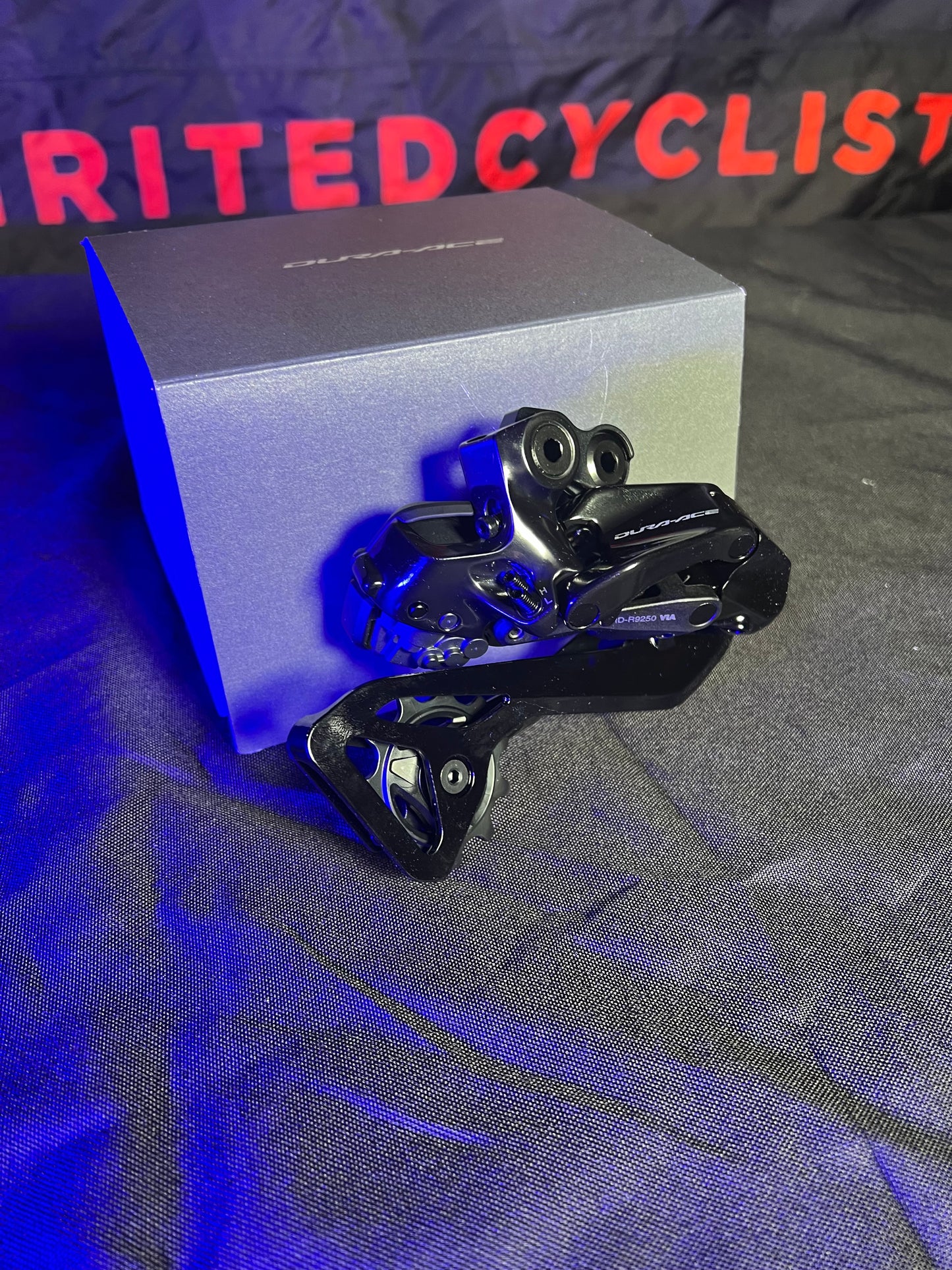 Dura-Ace RD-R9250, Di2, 12-SPD, TOP NORMAL, SHADOW, DIRECT ATT(DIRECT MOUNT COMPATIBLE), W/TL-EW300