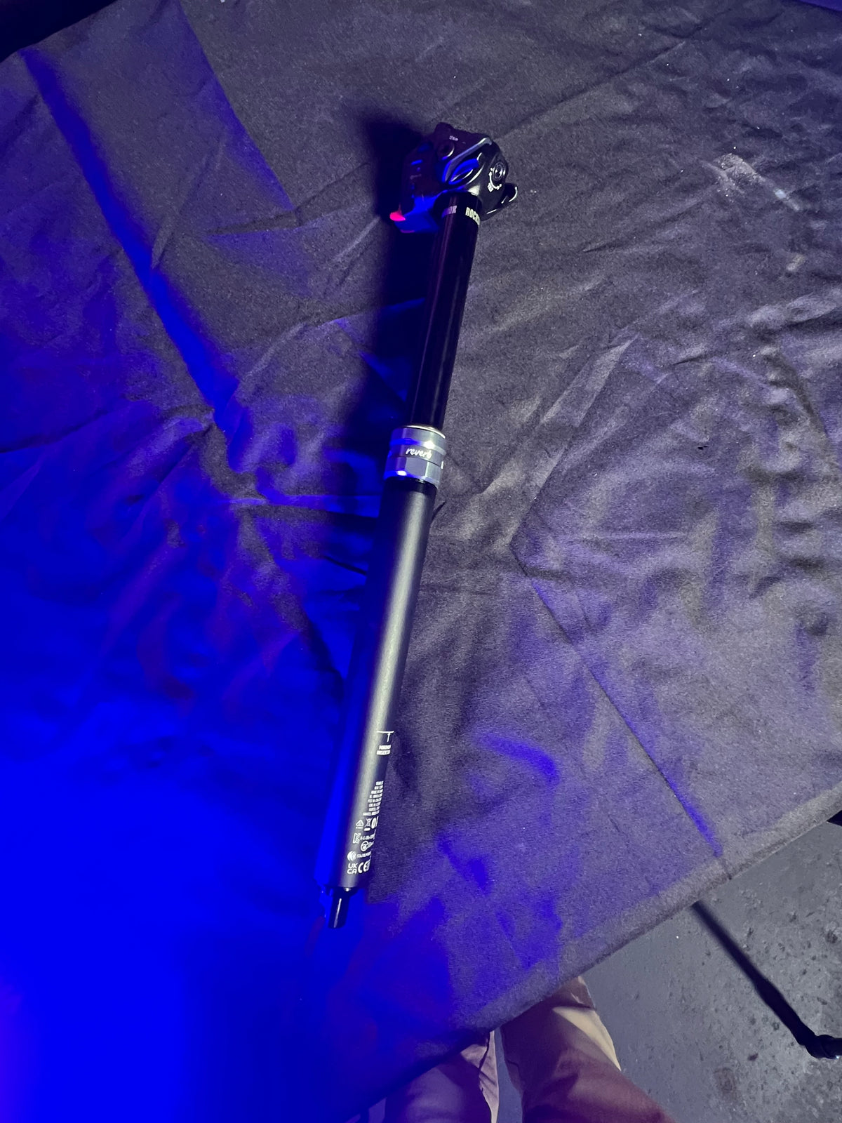 RockShox Reverb AXS Dropper Seatpost - 30.9mm 100mm Black A2