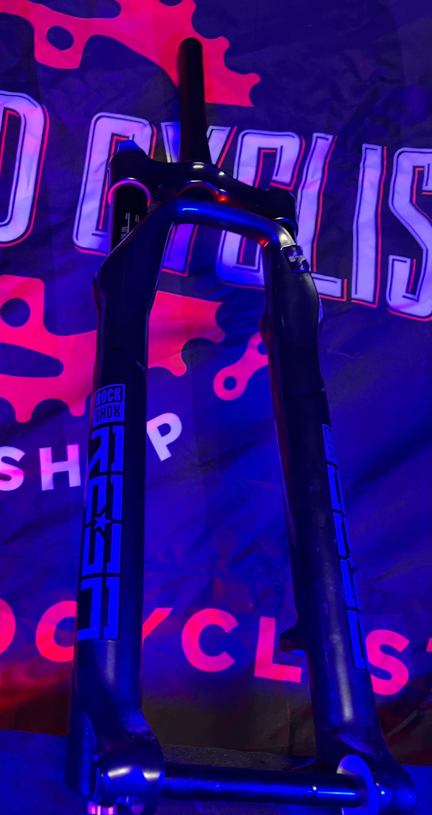 RockShox Reba RL Suspension Fork - 26" 100 mm 15 x 100 mm 40 mm Offset BLK A2