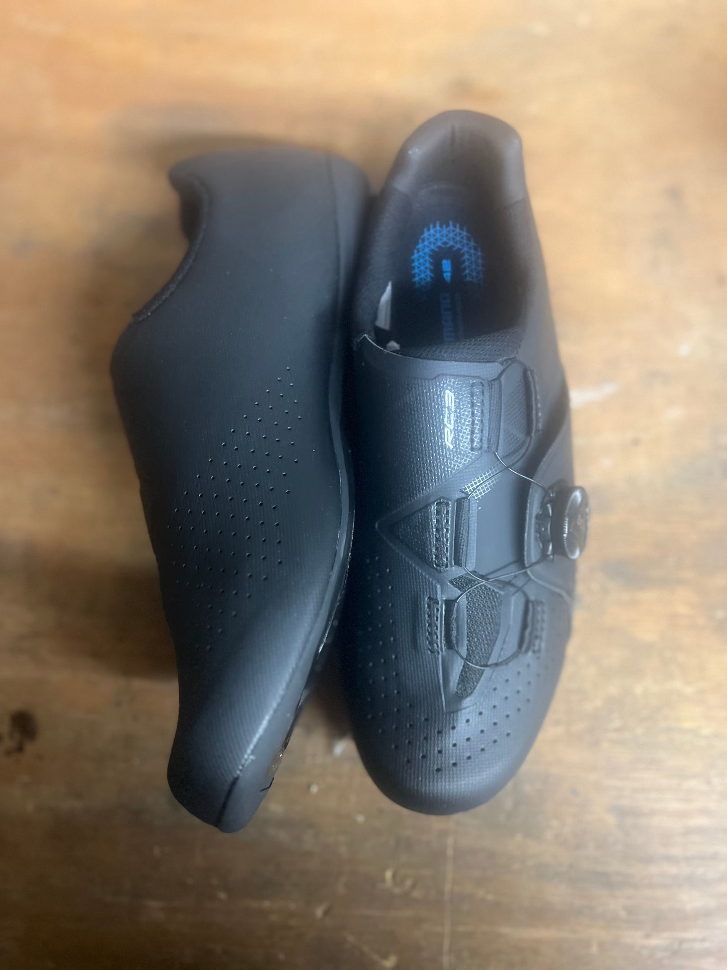 Shimano rc300 mens size:42