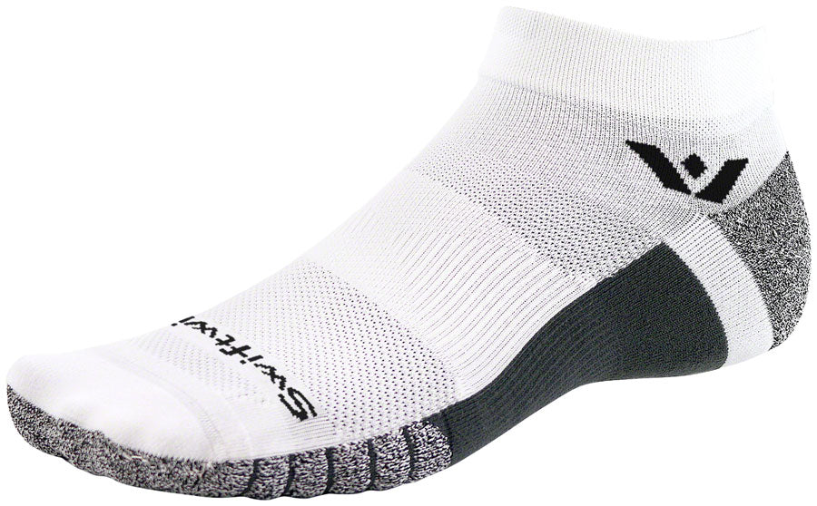 Swiftwick Flite XT Ankle Socks - White Medium