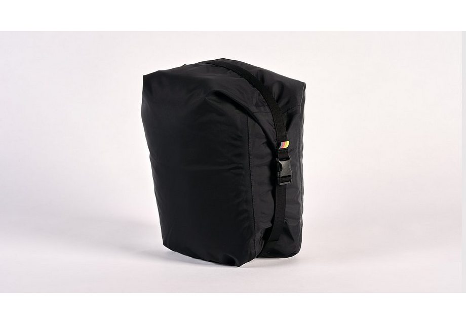 Specialized s/f microcave drybag black  8l Bags Specialized   