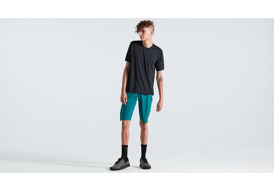Specialized trail air short men tropical teal 28 Shorts and Pants Specialized   