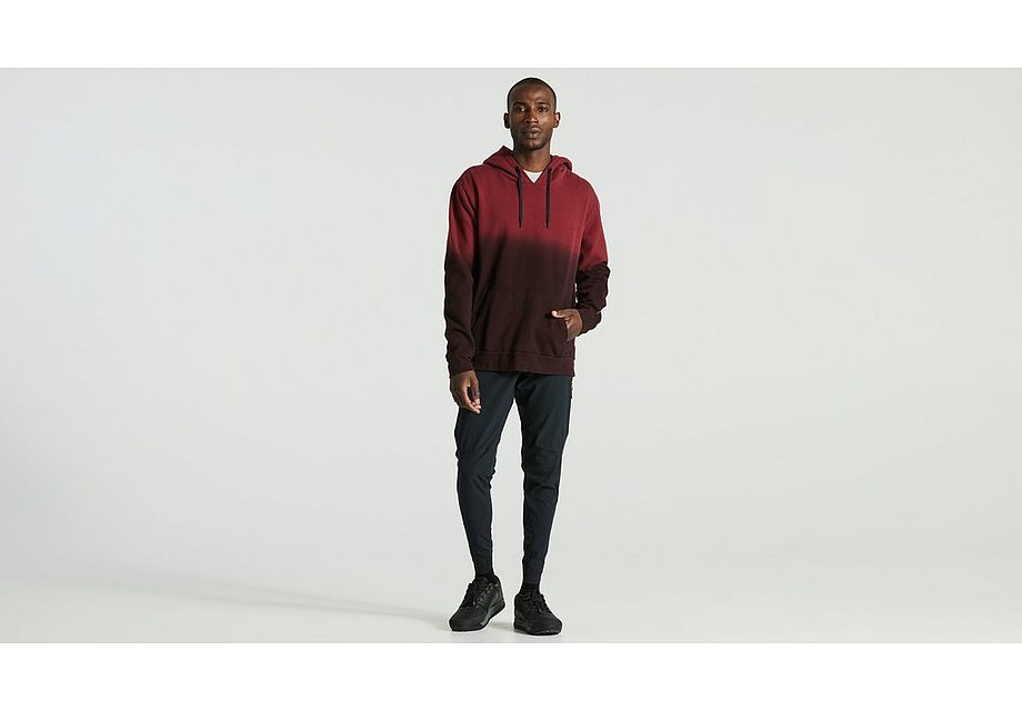 Specialized legacy spray pull-over hoodie men maroon l Hoodies and Sweatshirts Specialized   