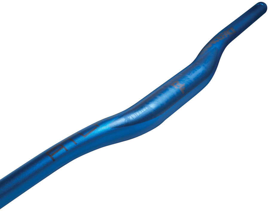 RaceFace Atlas 35 Riser Handlebar 35 x 820mm 20mm Rise Blue Flat/Riser Handlebar Race Face   