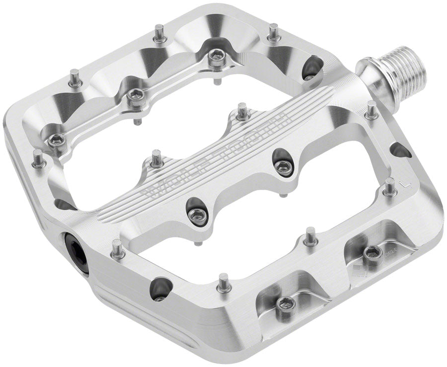 Wolf Tooth Waveform Pedals - Silver Large Pedals Wolf Tooth   