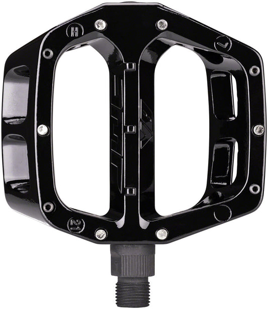 DMR V8 Classic DU Pedals - Platform Aluminum 9/16" Black Pedals DMR   