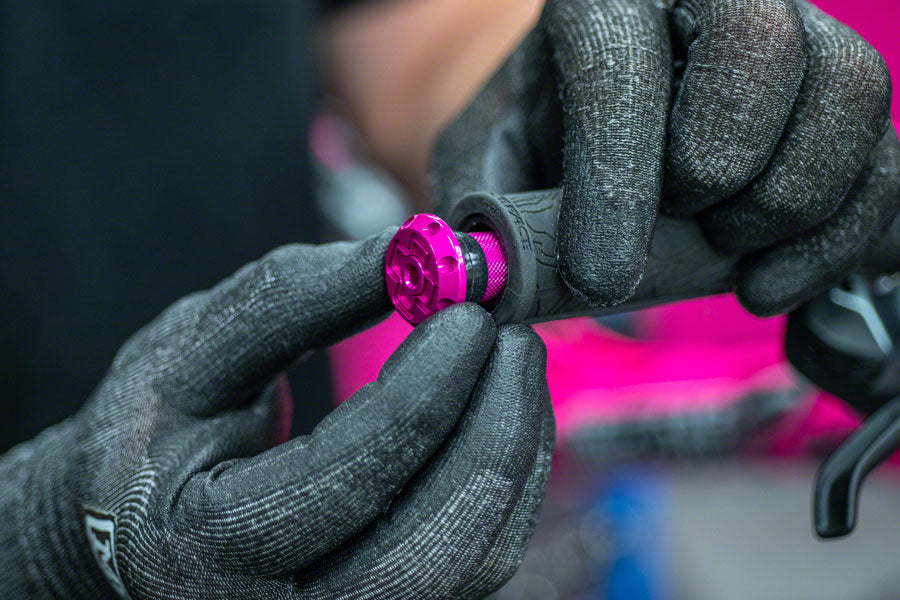 Muc-Off Stealth Tubeless Puncture Plugs Tire Repair Kit - Bar-End Mount Green Pair Tubeless Accessories Muc-Off   